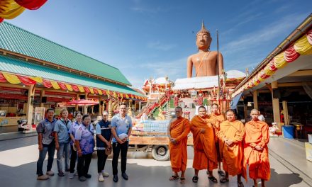 นครปฐม  เจ้าอาวาสวัดกลางบางพระนำไข่ไก่2,000ฟองข้าวสาร60ถุงเยี่ยมผู้ป่วยติดเตียง 54รายชุมชนวัดกลางบางพระ