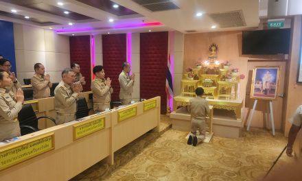 ปทุมธานี นายกโบว์ลิ่ง แถลงนโยบาย 4 ด้านต่อสภามุ่งเน้น นครรังสิตเป็นเมือง อัจฉริยะ