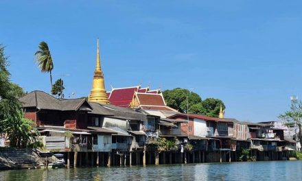 ททท. จันทบุรี ยืนยัน เมืองจันท์เที่ยวได้ปกติภายใต้กฎอัยการศึก ชวนนักท่องเที่ยวให้กำลังใจผู้ประกอบการ.