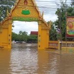 ชัยภูมิ พายุฝนตกกระหน่ำน้ำท่วมถนนหนทางบ้านเรือนร้านค้า วัดฯ จมบาดาล ใน4อำเภอ