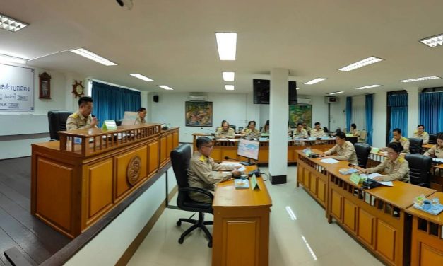 แพร่ ปธ.สภา ทต.สอง เปิดประชุมสภา สมัยสามัญ สมัยที่ 3 ประจำปี 2568