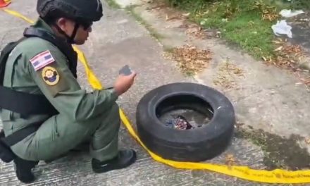 นครนายก – ชาวบ้านแตกตื่นพบวัตถุคล้ายระเบิด รีบแจ้งตำรวจ