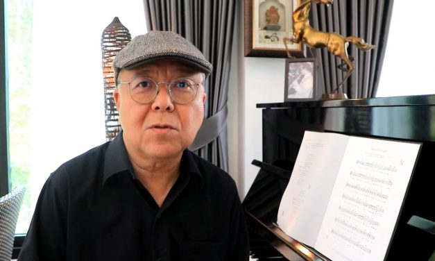 พังงา – ศิลปินคนดัง และประชาชนร่วมถวายอาลัยแด่พระพันปีหลวง “โกไข่” ตั้งใจแต่งเพลงรำลึกในพระมหากรุณาธิคุณ