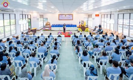 ปทุมธานี อบจ. จัดประชุมและมอบครุภัณฑ์ทางการแพทย์ เสริมพลัง อสม. ขับเคลื่อนสุขภาพชุมชนอย่างยั่งยืน