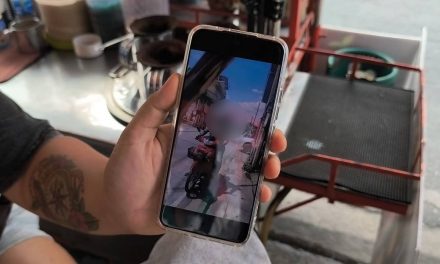 นนทบุรี คืบหน้า  เปิดใจคนถ่ายคลิปกรณีแฟนลูกจ้างปาหินใส่หัวแตก ขู่สาดน้ำกรด