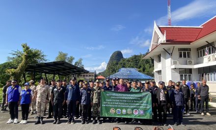 นายอำเภอเมืองพังงา สั่งบูรณาการหลายหน่วยงาน รื้อถอนผลอาสินในพื้นที่ป่าสงวนฯ ตำบลสองแพรก