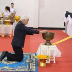 ปากช่อง ถวายน้ำพระสรงพระบรมศพเบื้องหน้าพระฉายาลักษณ์สมเด็จพระนางเจ้าสิริกิต์