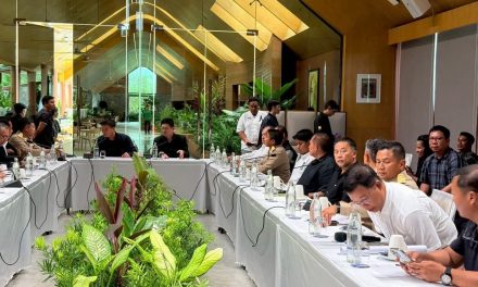 พังงา สมาชิกสภาผู้แทนราษฎรจังหวัดพังงา เขต 2 นัดหน่วยงานที่เกี่ยวข้องแก้ปัญหาน้ำท่วมเมืองท่องเที่ยว