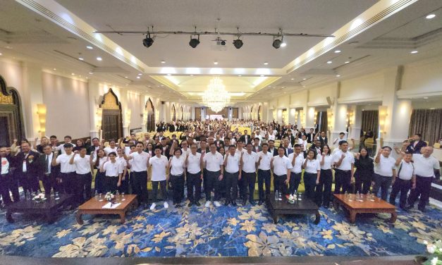 พรรคโอกาสใหม่ ประชุมใหญ่ เปิดตัวกรรมการบริหาร “จตุพร บุรุษพัฒน์” อดีต รมว.พาณิชย์ ได้รับเลือกตั้งเป็นหัวหน้าพรรค พร้อมประกาศนำพรรคสู่สนามเลือกตั้ง 2569