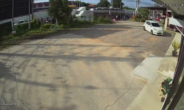 อ่างทอง หนุ่มวัย40แอบย่องลักจักรยานเสือภูเขาอ้างของตัวเองมันหนักไปขอยืมคันนี้แทนละกัน  ด้านสาวเจ้าของเห็นพอดีออกไปดักจับไว้ได้ทัน