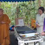 พังงา พุทธศาสนิกชน แห่ร่วมงานทอดกฐินสามัคคีวัดเขาม่วง มอบคอมพิวเตอร์ให้โรงเรียนบนเกาะพระทอง และอุปกรณ์ทางการแพทย์ให้โรงพยาบาล