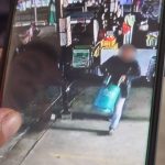 นนทบุรี  แม่ค้าหมูปิ้งหมดหนทาง หลังถูกขโมยถังแก๊ส ไร้เงิน เพื่อนสงสารรวมเงินซื้อให้