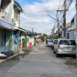 นนทบุรี ชาวบ้านร้องสื่อป้าป่วยจิต ด่ากราดทั้งซอย ทนมานานกว่า 10 ปี ประสานทุกหน่วยงานไร้ทางออก