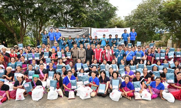 มูลนิธิป่อเต็กตึ๊ง ทุ่มงบกว่า 26.2 ล้านบาท ส่งต่อธารน้ำใจ ต้านภัยหนาว