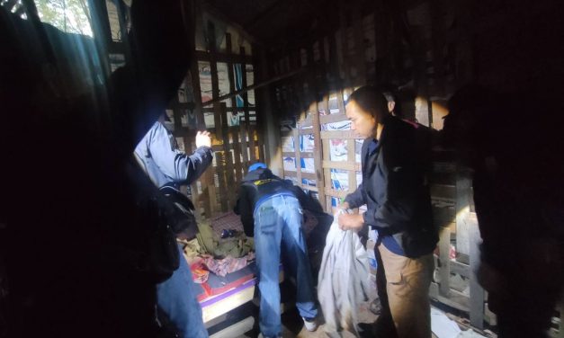 สืบเมืองพะเยาบุกกระท่อม เจอยาบ้าเต็มกระเป๋า