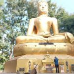 พะเยา โค้งสุดท้ายสิ้นปีจุดประทัดแก้บน 1,000 นัดพระพุทธมเหศักดิ์ลุ้นโชค