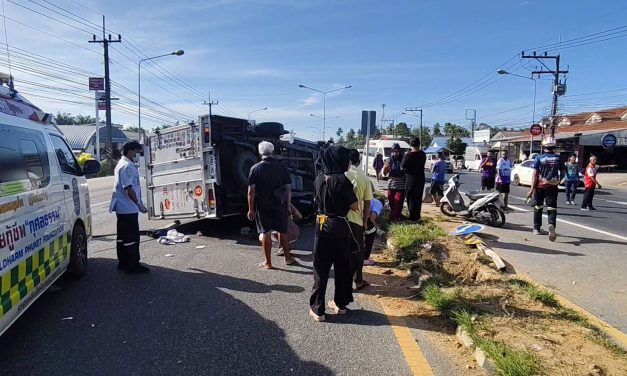 พังงา เจ้าหน้าที่กู้ภัยปั๊มหัวใจหญิง 38 ปีขับรถมอเตอร์ไซค์ถูกกระบะชนทับร่าง