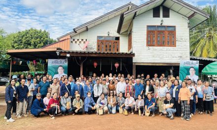 สกลนคร มหานิยมประชุมแกน เขต 2 ประกาสสู้จริงมั่นใจชนะ