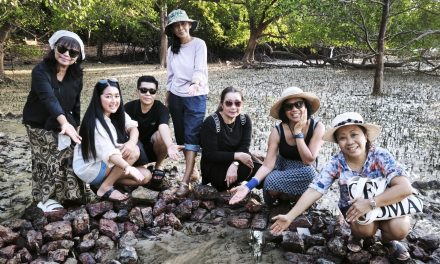 พังงา–มหัศจรรย์ บ่อน้ำจืดศักดิ์สิทธิ์ในทะเล3บ่อ ชาวบ้านเชื่อช่วยรักษาโรคได้ จุดท่องเที่ยวต้องห้ามพลาดบนเกาะยาวน้อย