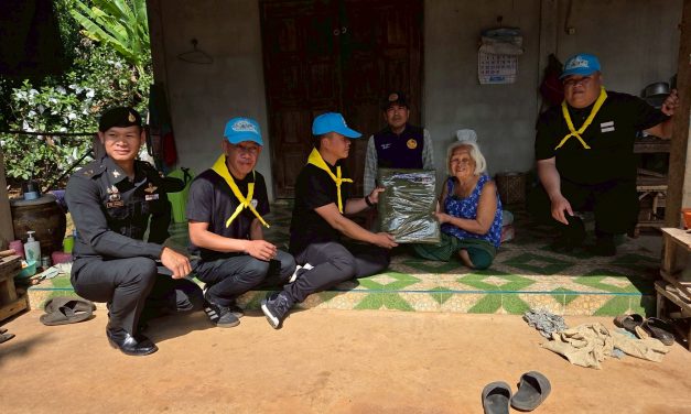 อุทัยธานี กรมทหารราบที่ 4 นำชุดปฏิบัติการกิจการพลเรือนและจิตอาสา จัดกิจกรรมรณรงค์ประชาสัมพันธ์ ลดการเผา แก้ปัญหาไฟป่าหมอกควัน