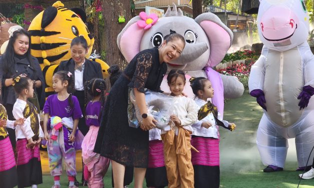 สวนสัตว์เชียงใหม่จัดใหญ่! ขบวนพาเหรดมาสคอตส่งมอบความสุขข้ามปี  ต้อนรับนักท่องเที่ยว