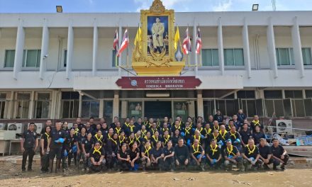 ปทุมธานี บิ๊กแจ๊ส นำทีม ปล่อยคาราวานรถน้ำ ล้างเมืองหาดใหญ่ หลังน้ำลด ห่วงใย ไฟรั่ว โรคระบาด PM2.5  สั่งจัดเต็มอุปกรณ์ช่วยกู้ภัยฟื้นฟู