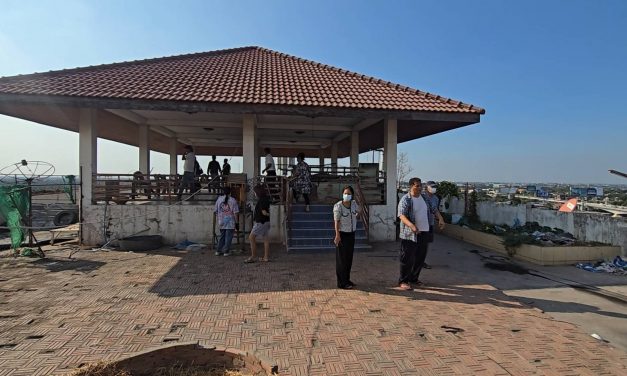 นนทบุรี  คอนโดหมาหอน ยึดพื้นที่ส่วนกลางเลี้ยงหมาเกือบ 100 ตัว บนดาดฟ้า