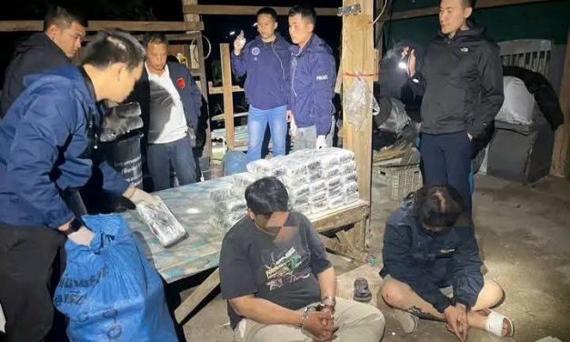 แพร่ สืบภาค 5 ตามล่าเครือข่ายยาเสพติดรายใหญ่ รวบ 3 ผู้ต้องหาพร้อมยาบ้า 1,222,000 เม็ด