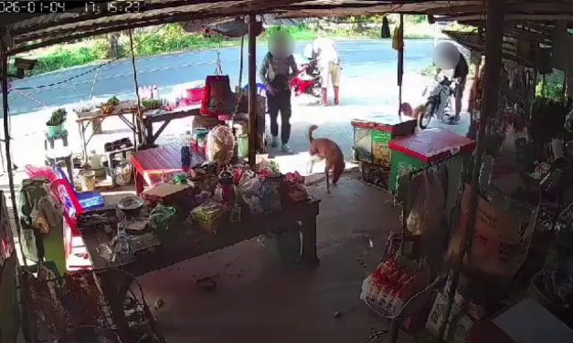 อ่างทอง 2โจรวัยรุ่นขโมยของยายวัย77ปีสองครั้งห่างกันครึ่งชั่วโมง  ข้าไปแจ้งความ สภ.เมืองอ่างทอง  ติดตามคนร้าย