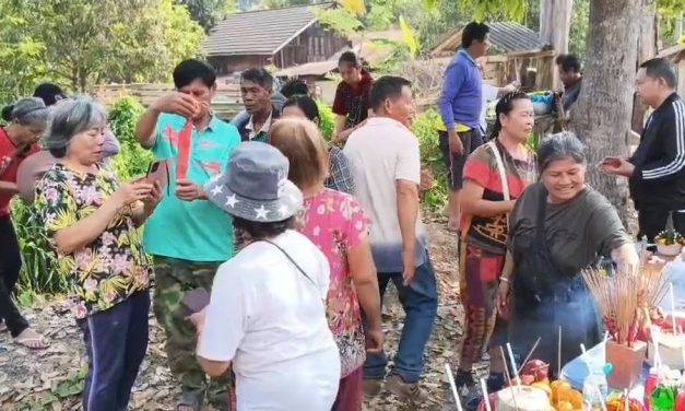 พะเยา ฮือฮาทั้งหมู่บ้าน! ยกเจ้าแม่ตะเคียนทองขึ้นแท่น เลขเด็ดโผล่ 265–83 นักเสี่ยงโชคไม่พลาด