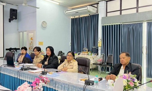 ศึกษาธิการจังหวัดอุตรดิตถ์ จัดประกวดวิดีโอพอดแคสต์สร้างสรรค์ หัวข้อ “เสียงไทย สายใจแห่งชาติ” ระดับจังหวัด คัดเลือกตัวแทนเข้าสู่ระดับประเทศ