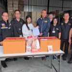 นนทบุรี สนง.ปศุสัตว์จังหวัด ร่วมกับหน่วยงานที่เกี่ยวข้อง บุกจับโกดังสวมทะเบียนอาหารสัตว์ มูลค่าเกือบ 2 แสน