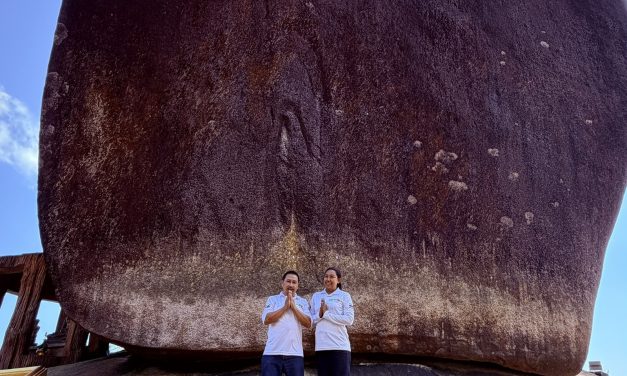 จันทบุรี บวงสรวงคิวรถเตรียมพร้อมขึ้นนมัสการรอยพระพุทธบาทพลวง ยอดเขาคิชฌกูฏ