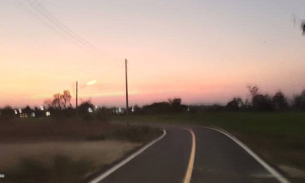 ก.ธ.จ.แพร่ “สอดส่องโครงการอย่างไม่เป็นทางการ” ตามโครงการ ปรับปรุงผิวถนนลาดยางแอสฟัลท์ติกคอนกรีต หมู่ 1 ต.ป่าแดง