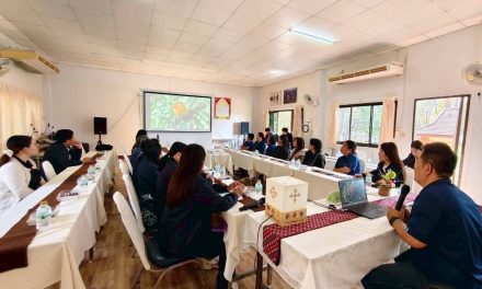 ศพพ.แพร่ ศึกษาดูงาน “การปลูกพืชในโรงเรือนระบบ  substate ลดการใช้พื้นที่”