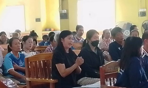 แพร่ ชาวบ้านต้นม่วง “เดือด” ยืนยันไม่เอาโรงงานปล่อยมลพิษ  ส่วนภาครัฐเร่ง”ฟอกขาว” ให้โรงงาน  รองปธ.ก.ธ.จ.แพร่เตรียมลงพื้นที่ฯ