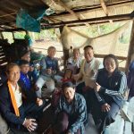 แพร่ ทต.เวียงต้า มอบปลัดฯและปธ.สาขาสมาคมสภาผู้สูงอายุฯ มอบโล่พร้อมเข็มกลัดผู้สูงอายุที่มีอายุครบ 100 ปี