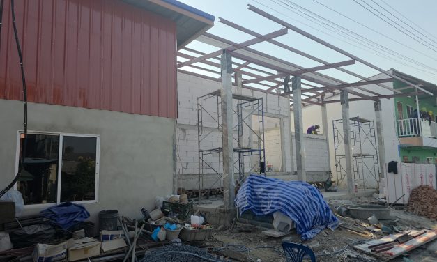 ปทุมธานี อบจ. เร่งสร้างบ้าน รต.วายุ วีรบุรุษปราสาทตาควาย ให้เสร็จทันทำบุญ 100 วัน