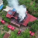 อ่างทอง เพลิงไหม้บ้าน2ชั้นวอดเจ้าของบ้านเผยเห็นเพลิงลุกไหม้บริเวณชั้นล่าง  พยายามควบคุมเพลิงด้วยตนเองแต่ไม่เป็นผล  เบื้องต้นไม่มีผู้ได้รับบาดเจ็บ