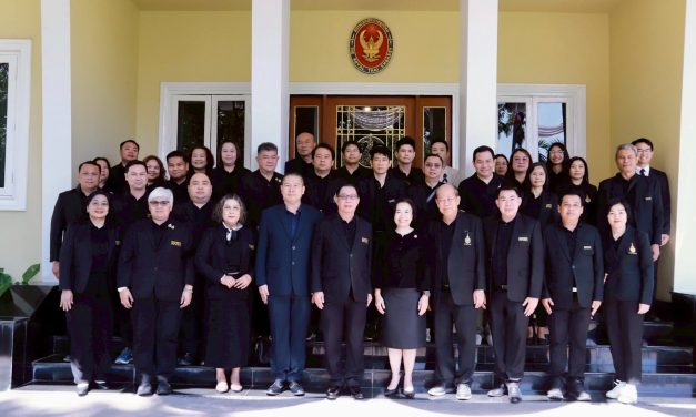 มทร.รัตนโกสินทร์ ศึกษาดูงานนโยบายลดคาร์บอนของ สปป.ลาว สู่ Carbon Neutral University