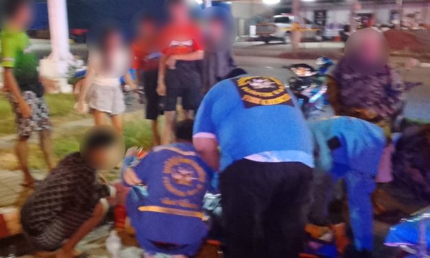 นครปฐม แก๊งเด็กแว้นนับร้อยคันซิ่งฝ่าไฟแดง ซิ่งชน รถจยย.จอดติดไฟแดงเจ็บ  