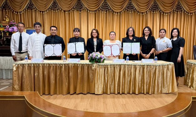 ผู้บริหารโรงเรียน เครือข่าย สังกัด สปพ.นครปฐมเขต 1 ลงนาม MOU ยกระดับการเรียนรู้ภาษา และวัฒนธรรมจีน สู่เยาวชน