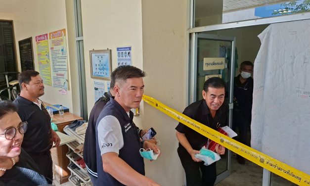 ผู้ว่าฯ พังงาลงพื้นที่ตรวจเหตุเพลิงไหม้ รพ.พังงา ชื่นชมทีมดับเพลิงควบคุมสถานการณ์ใน 30 นาที เร่งจัดการผู้ป่วยไตเทียมรองรับการรักษาต่อเนื่อง