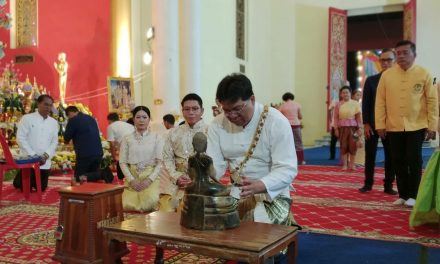 หลวงพ่อโต เมืองพิชัย จังหวัดอุตรดิตถ์ วัดหน้าพระธาตุ พระพุทธรูปองค์ใหญ่อายุกว่า 1099 ปีพระคู่บ้านคู่เมืองพิชัย