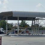 อ่างทอง ศูนย์ปราบปรามน้ำมันเชื้อเพลิงตำรวจภูธรภาค1ส่งเจ้าหน้าที่ตรวจสอบน้ำมันในคลัง  พบน้ำมันดีเซลอยู่ในเกณฑ์มาตรฐาน