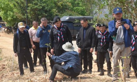 น่าน กองพันทหารม้าที่ 15 ร่วม “การบรรยายและให้คำแนะนำเกี่ยวกับแนวทางการบริหารจัดการพื้นที่ โครงการปลูกป่า 3 อย่าง ประโยชน์ 4 อย่าง 1 ล้านไร่