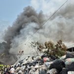 สมุทรปราการ ไฟไหม้สถานที่คัดแยกขยะรีไซเคิลวอดกว่าล้านบาท หลังเพื่อนคนงานจับกลุ่มมั่วสุ่มก่อไฟจนลุกลาม ดับเพลิงเร่งสกัดหวั่นเผาวอดทั้งหมดย่านพระสมุทรเจดีย์