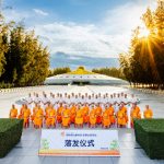 ปทุมธานี วัดพระธรรมกายจัดบรรพชาอุปสมบทธรรมทายาทนานาชาติ 29 รูป จาก 4 ประเทศ