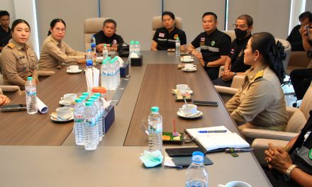 กาญจนบุรี – ผู้ประกอบการโรงงานถลุง แต่งแร่พวง และผลิตแท่งแร่พวงบริสุทธิ์ และการขนกากแร่ส่งไปกำจัดทำลาย ปฏิบัติตามขั้นตอนรัฐ